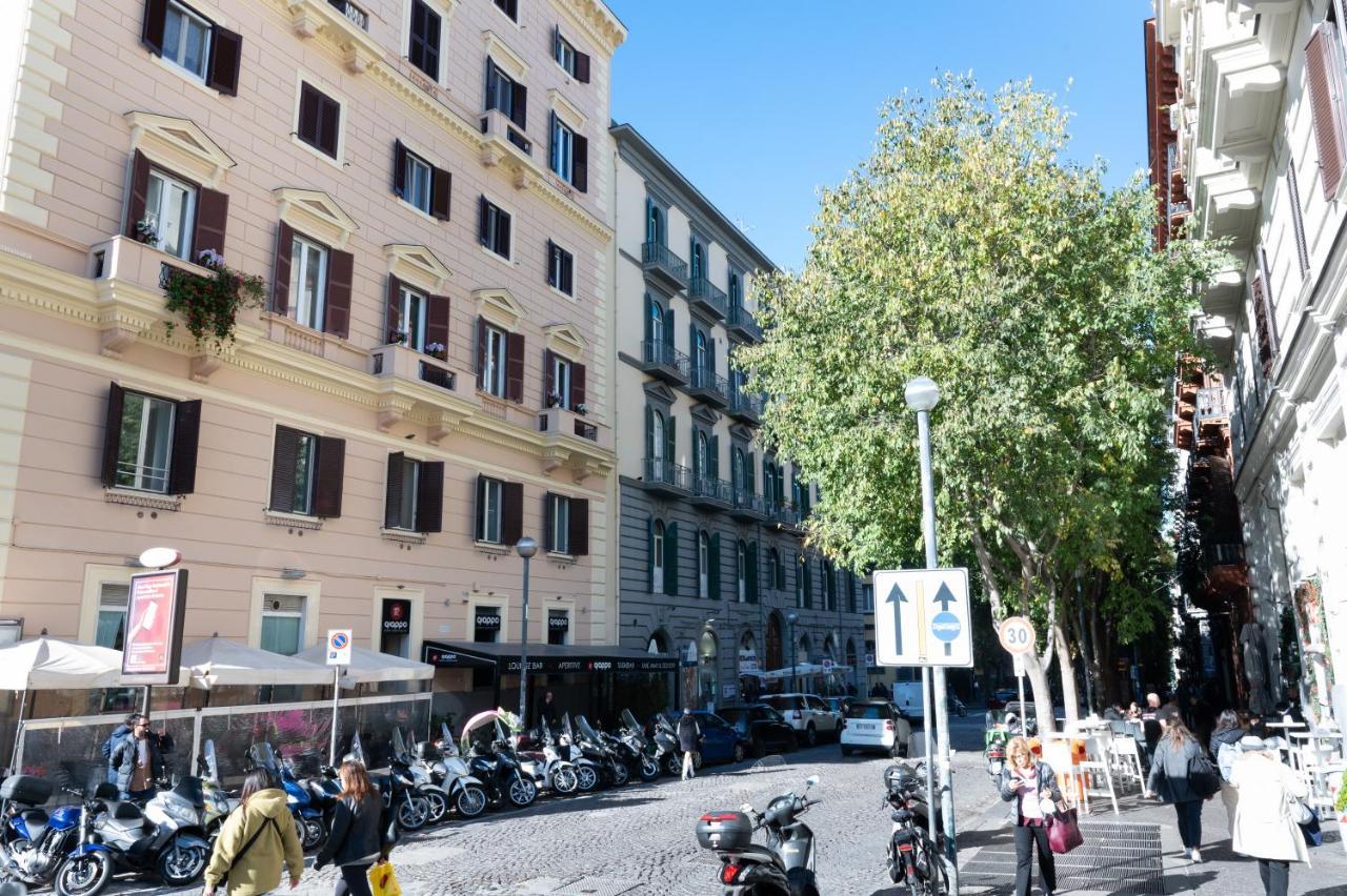 Bernini House Naples Hotel Eksteriør billede